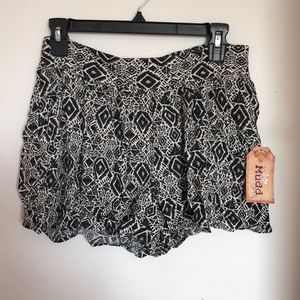 Mudd Patterned Shorts